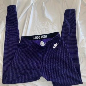 Nike leggings